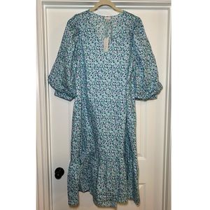 NWT Puff Sleeve Dress
